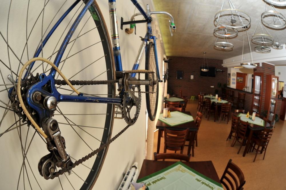 Sport Klub Hvozd Hotel Buitenkant foto